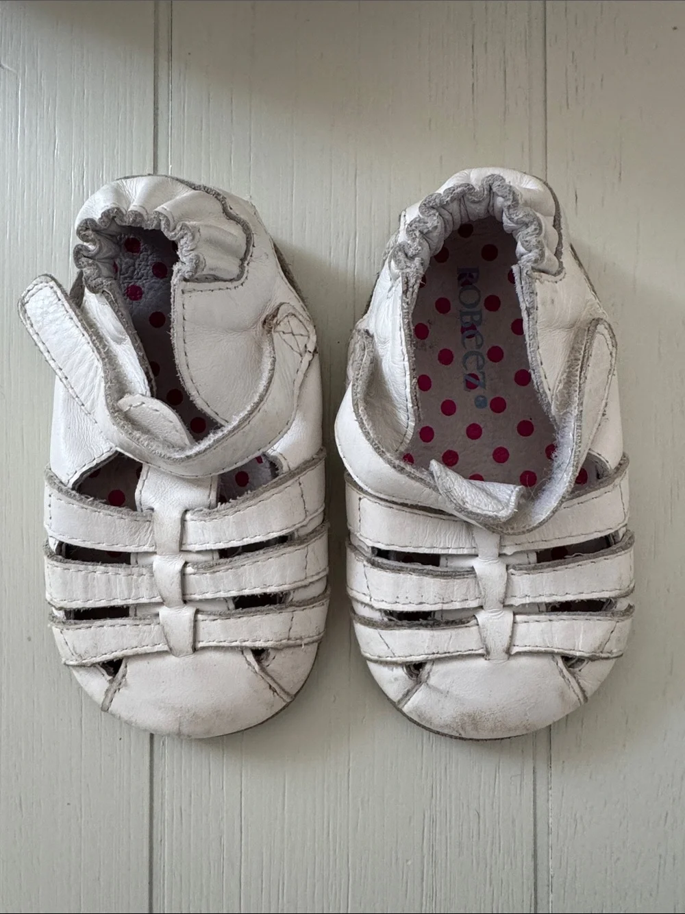 Baby Girl Robeez White Leather Fisherman Sandals